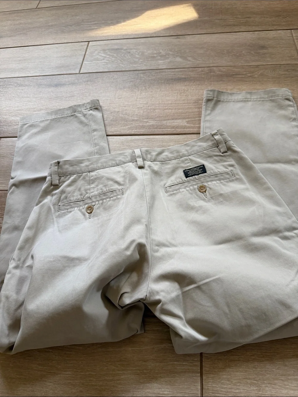 Banana Republic Straight Fit Gavin Chinos 31 / 30